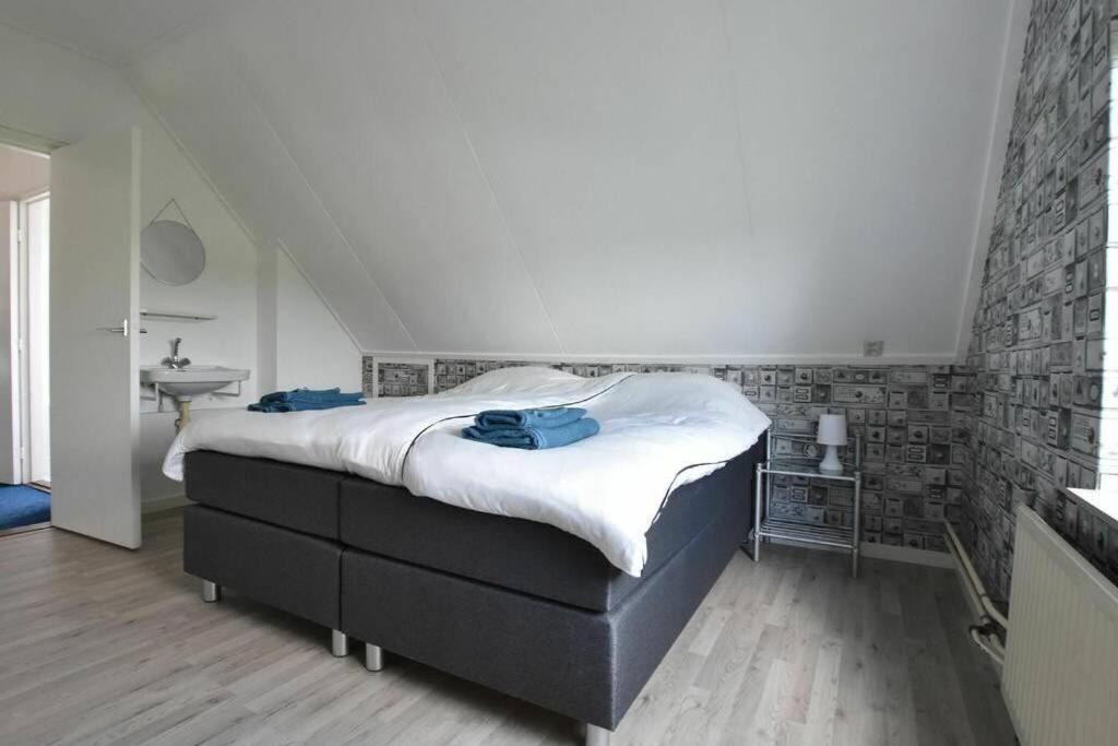 Vakantiehuisje 'T Wiede Blokzijl Luaran gambar