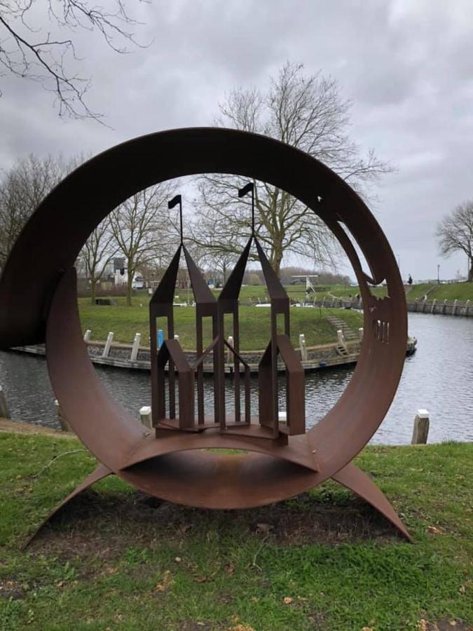 Vakantiehuisje 'T Wiede Blokzijl Luaran gambar