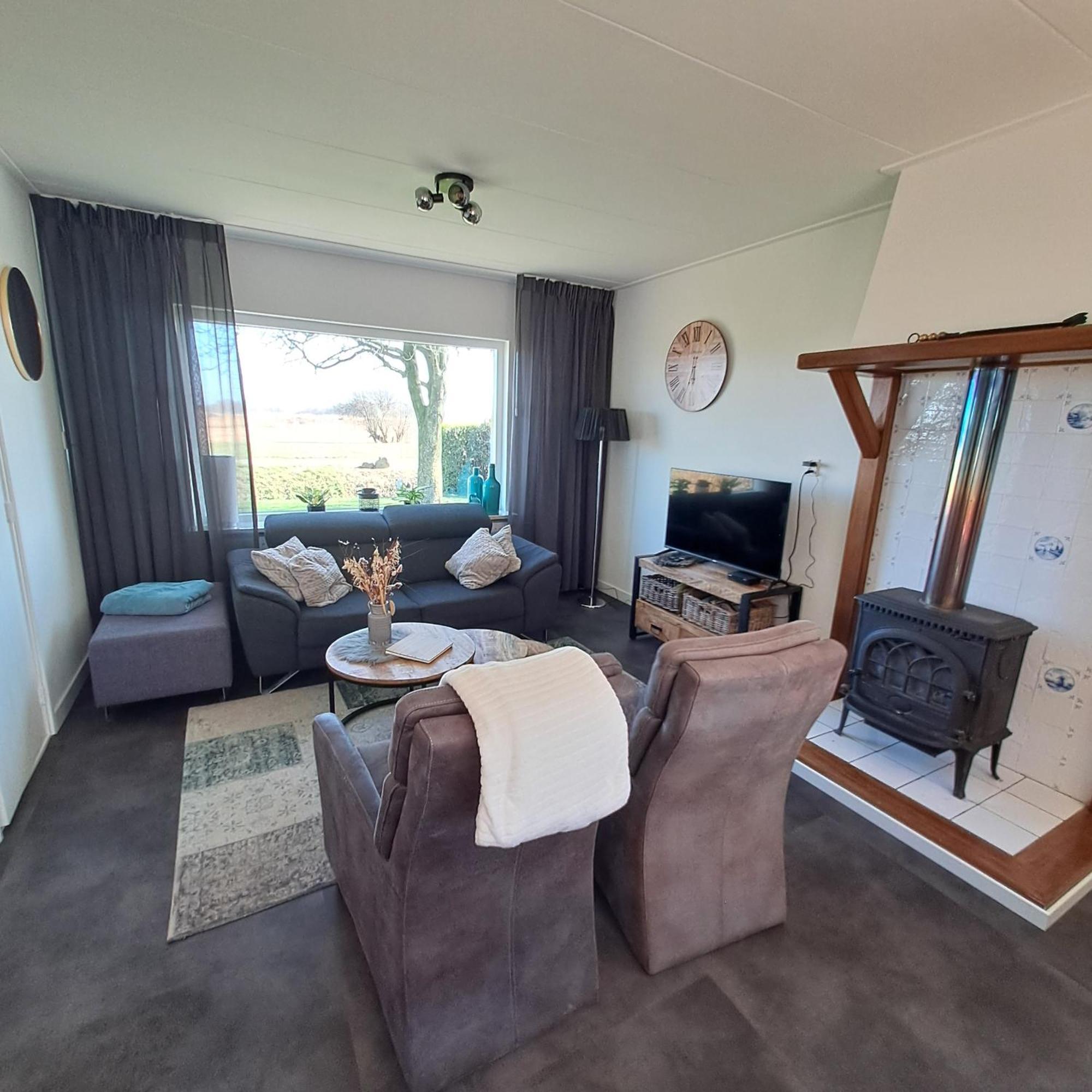 Vakantiehuisje 'T Wiede Blokzijl Luaran gambar
